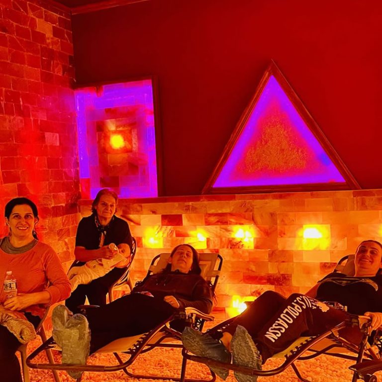 Salt Room HeavenLee Float Spa